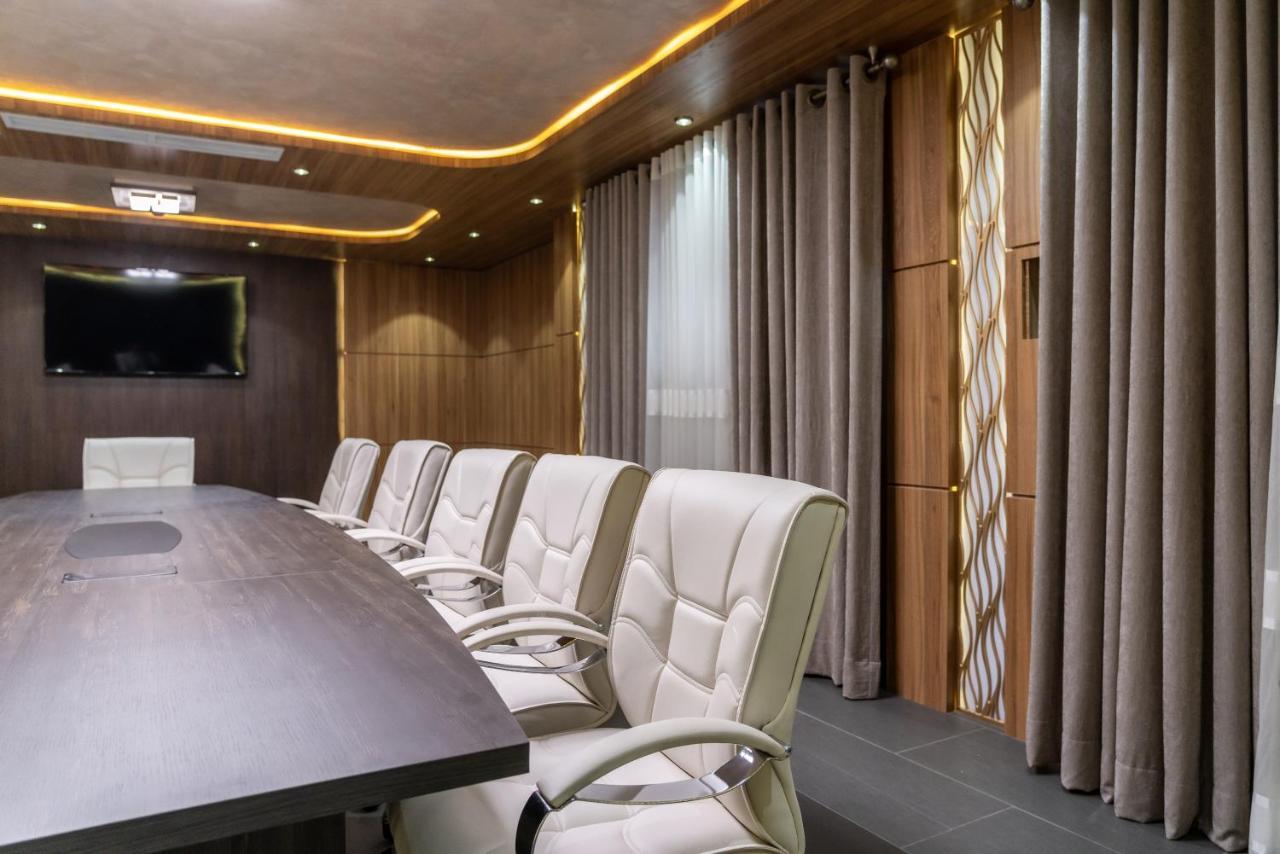 Rayyan Hotel & Spa Tashkent Esterno foto