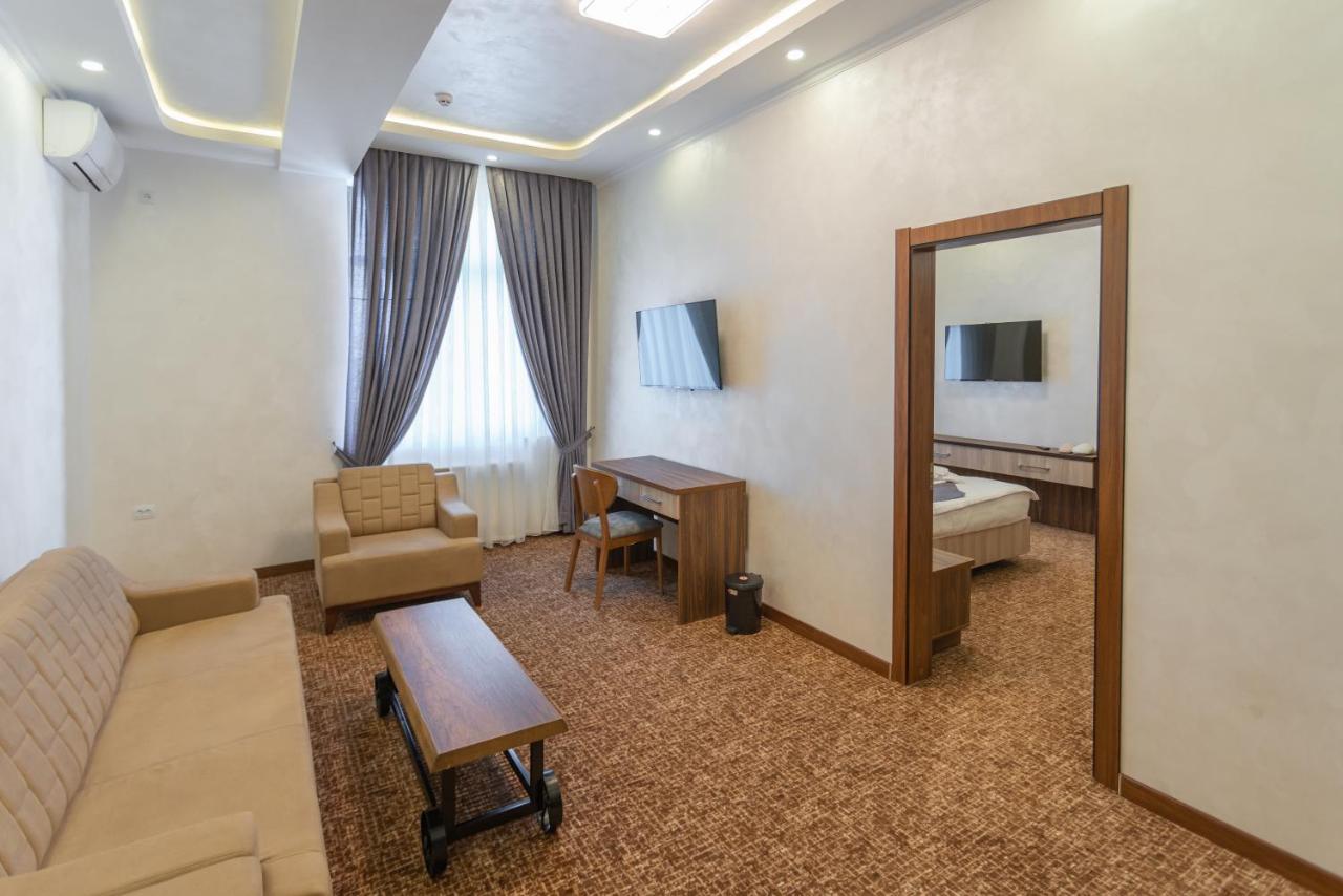 Rayyan Hotel & Spa Tashkent Esterno foto