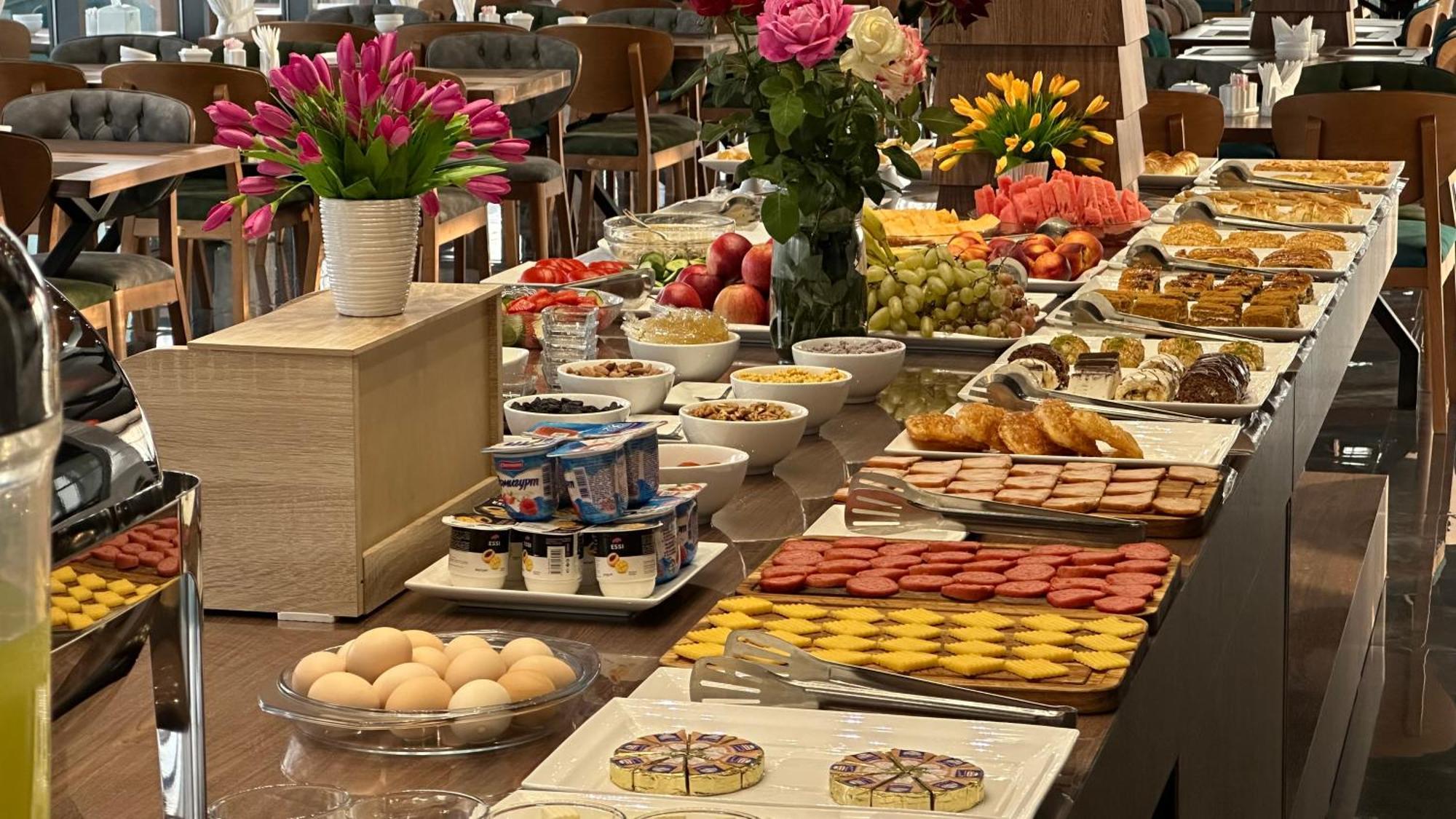 Rayyan Hotel & Spa Tashkent Esterno foto