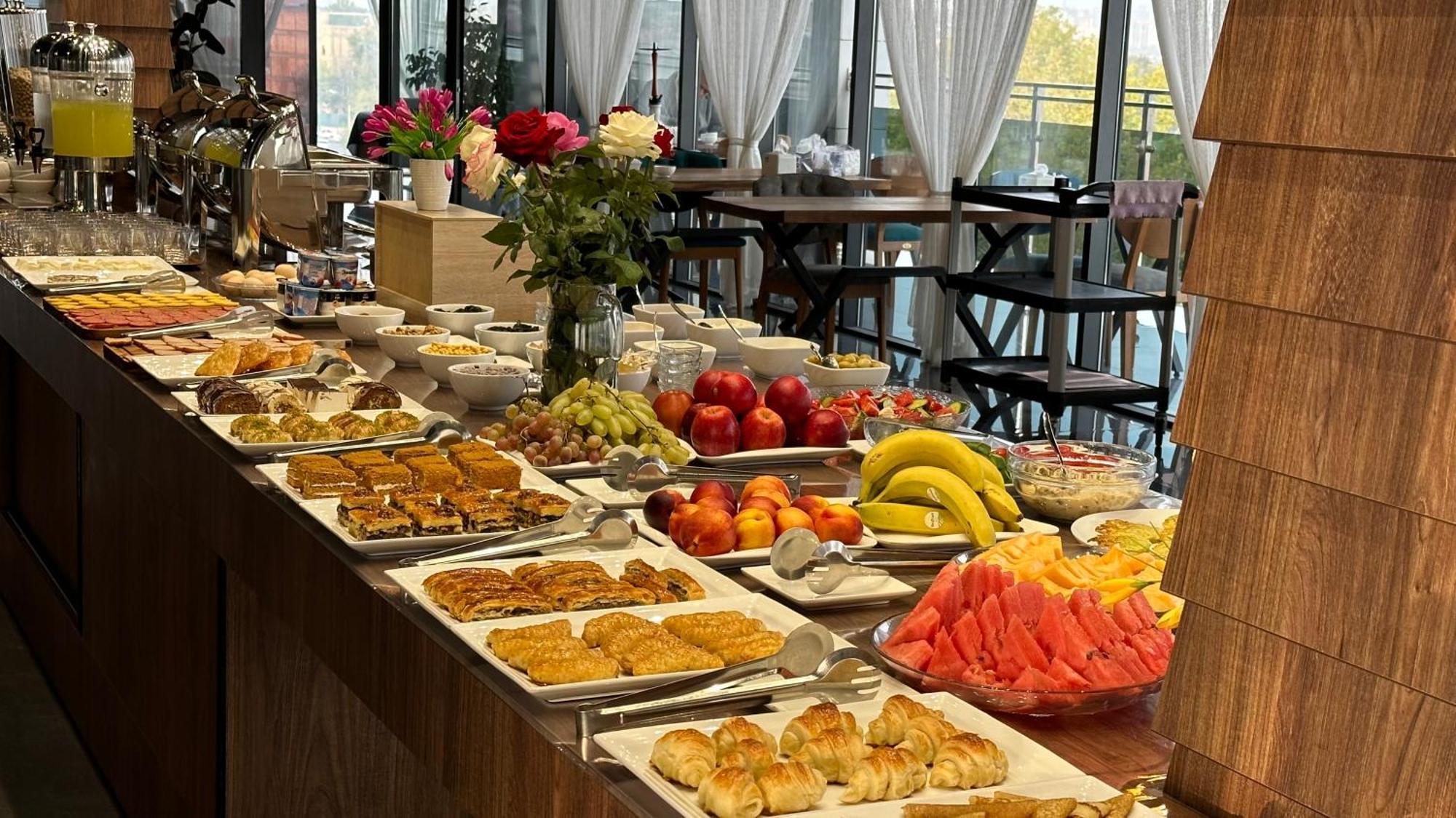 Rayyan Hotel & Spa Tashkent Esterno foto